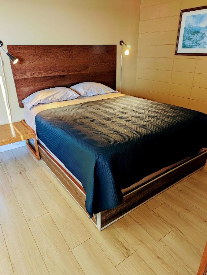 Above Tide Motel Campbell River Εξωτερικό φωτογραφία