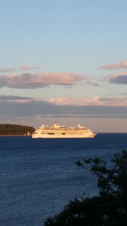 Above Tide Motel Campbell River Δωμάτιο φωτογραφία