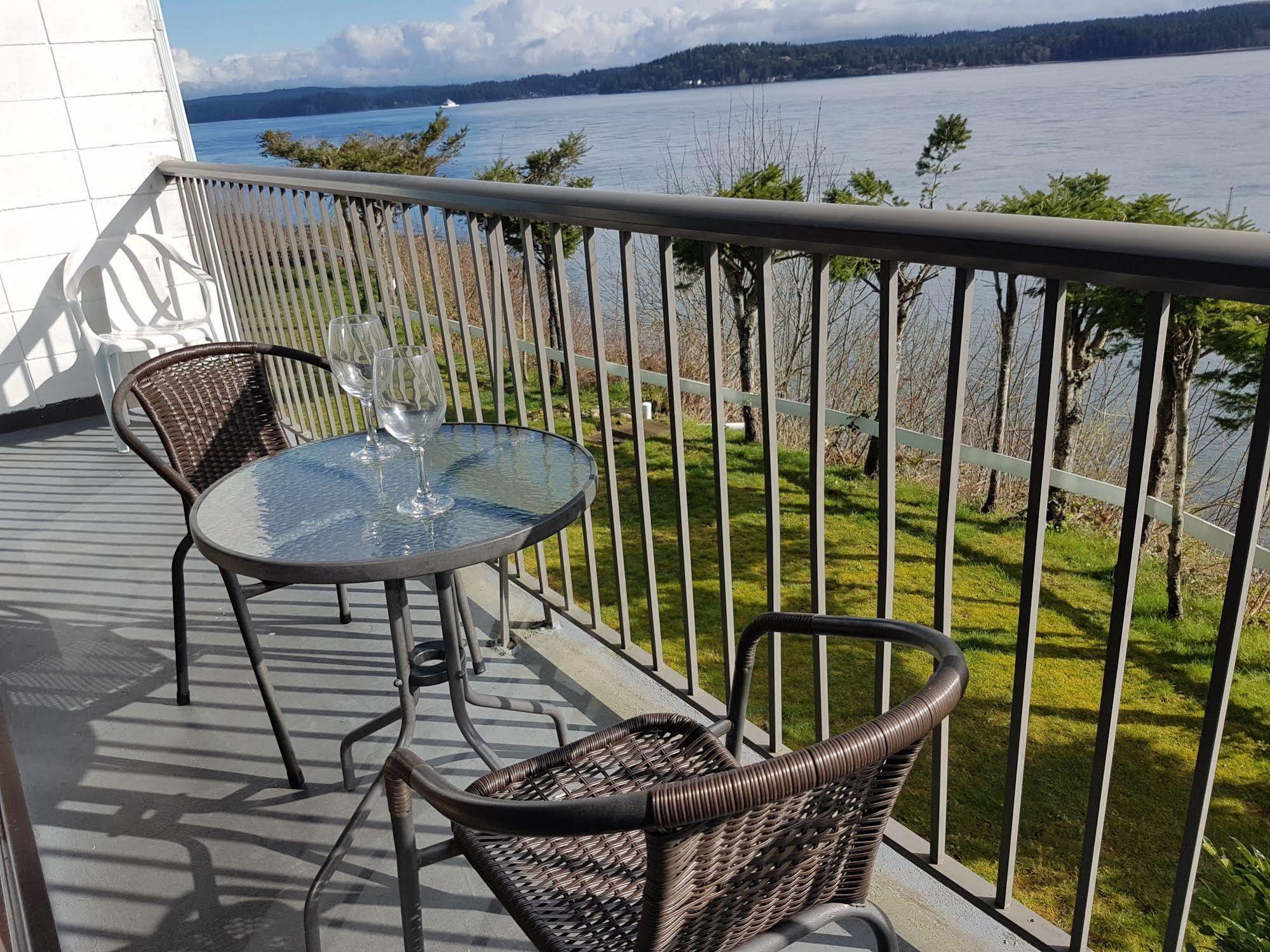 Above Tide Motel Campbell River Εξωτερικό φωτογραφία