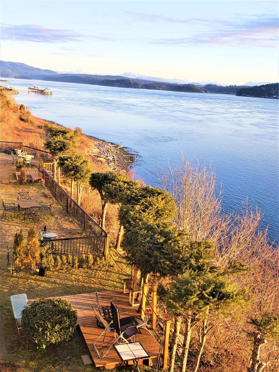 Above Tide Motel Campbell River Εξωτερικό φωτογραφία