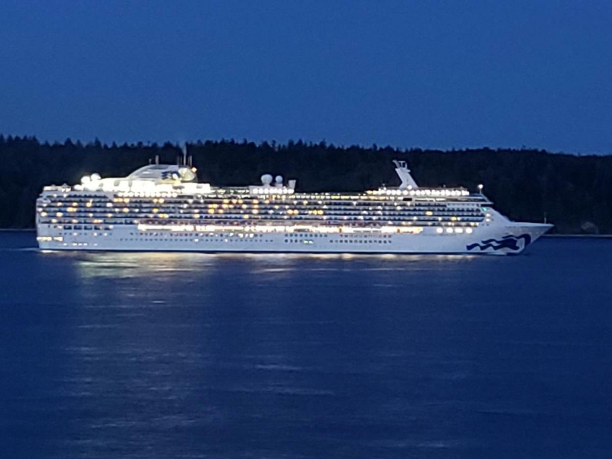 Above Tide Motel Campbell River Εξωτερικό φωτογραφία